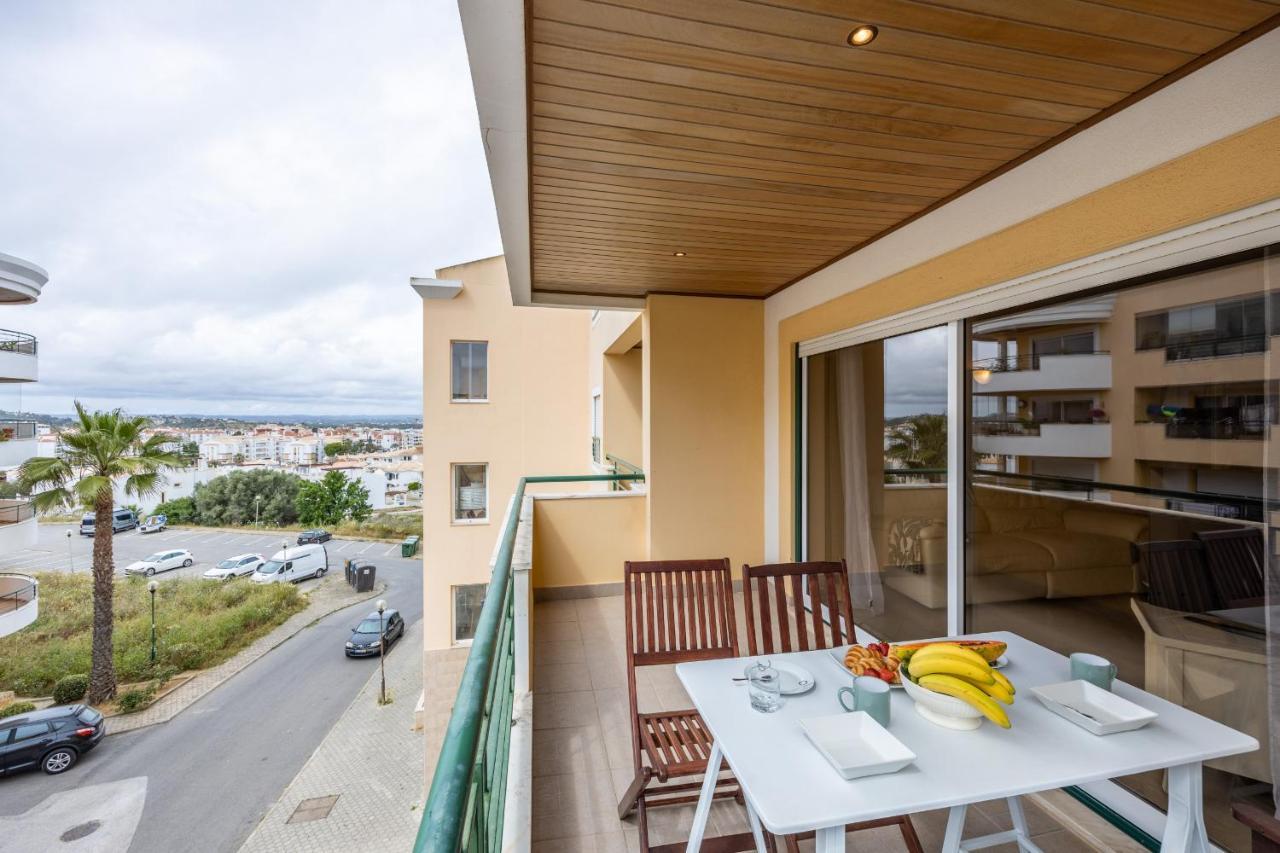 Uptown Lovers Apartment By Seewest Lagos Exteriör bild