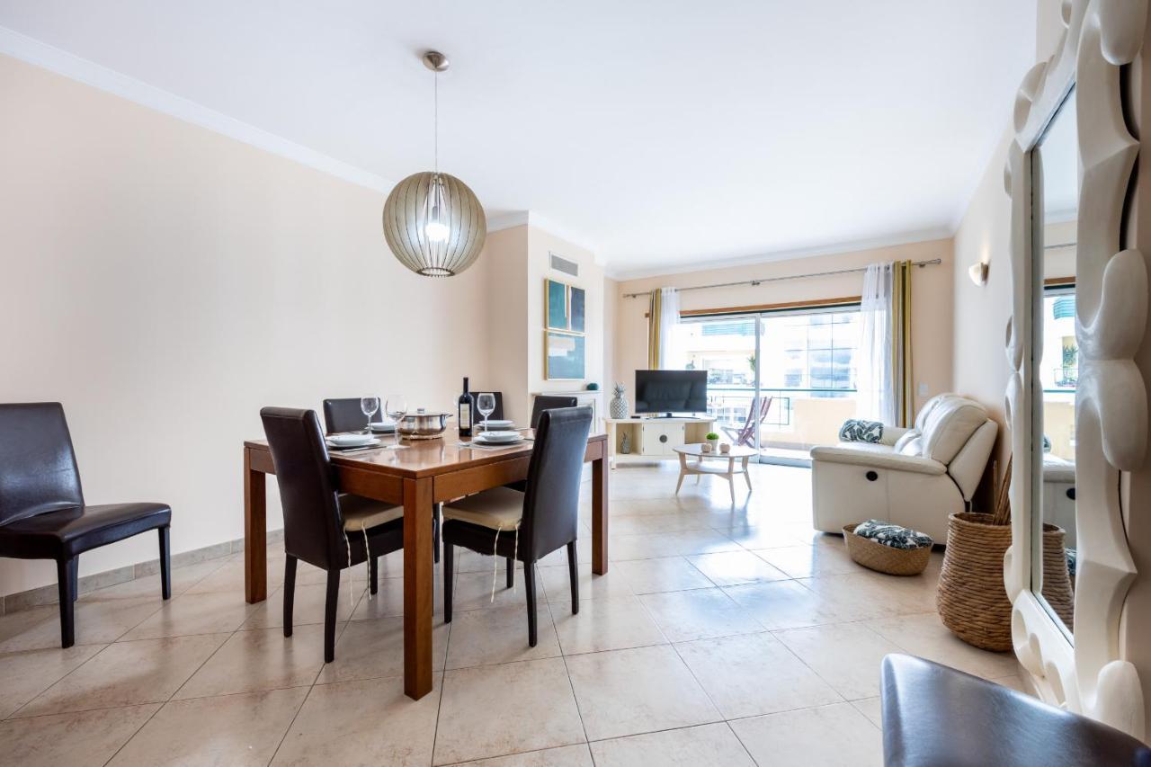 Uptown Lovers Apartment By Seewest Lagos Exteriör bild