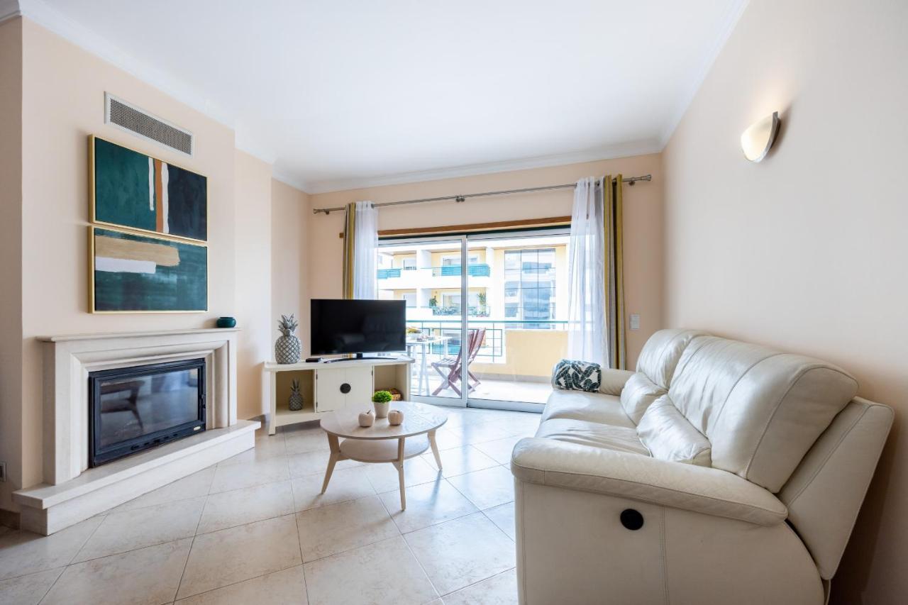 Uptown Lovers Apartment By Seewest Lagos Exteriör bild